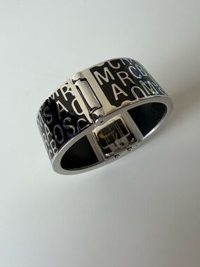 Marc by Marc Jacobs Stainless Steel Cuff Bracelet watch - Black & Silver